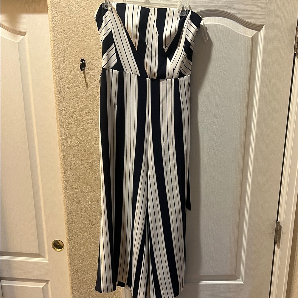 H&M Black and White Striped Outfit